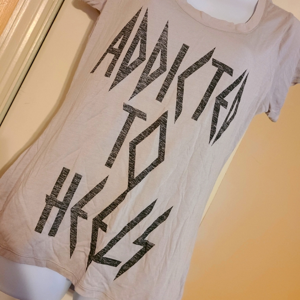Express graphic tee